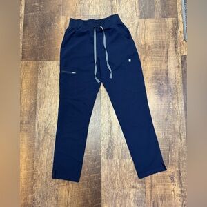 Figs women’s navy Blue scrub pants